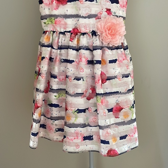 Bonnie Jean Sleeveless Girls Dress Floral with rose on waist, size 12 - Picture 3 of 14